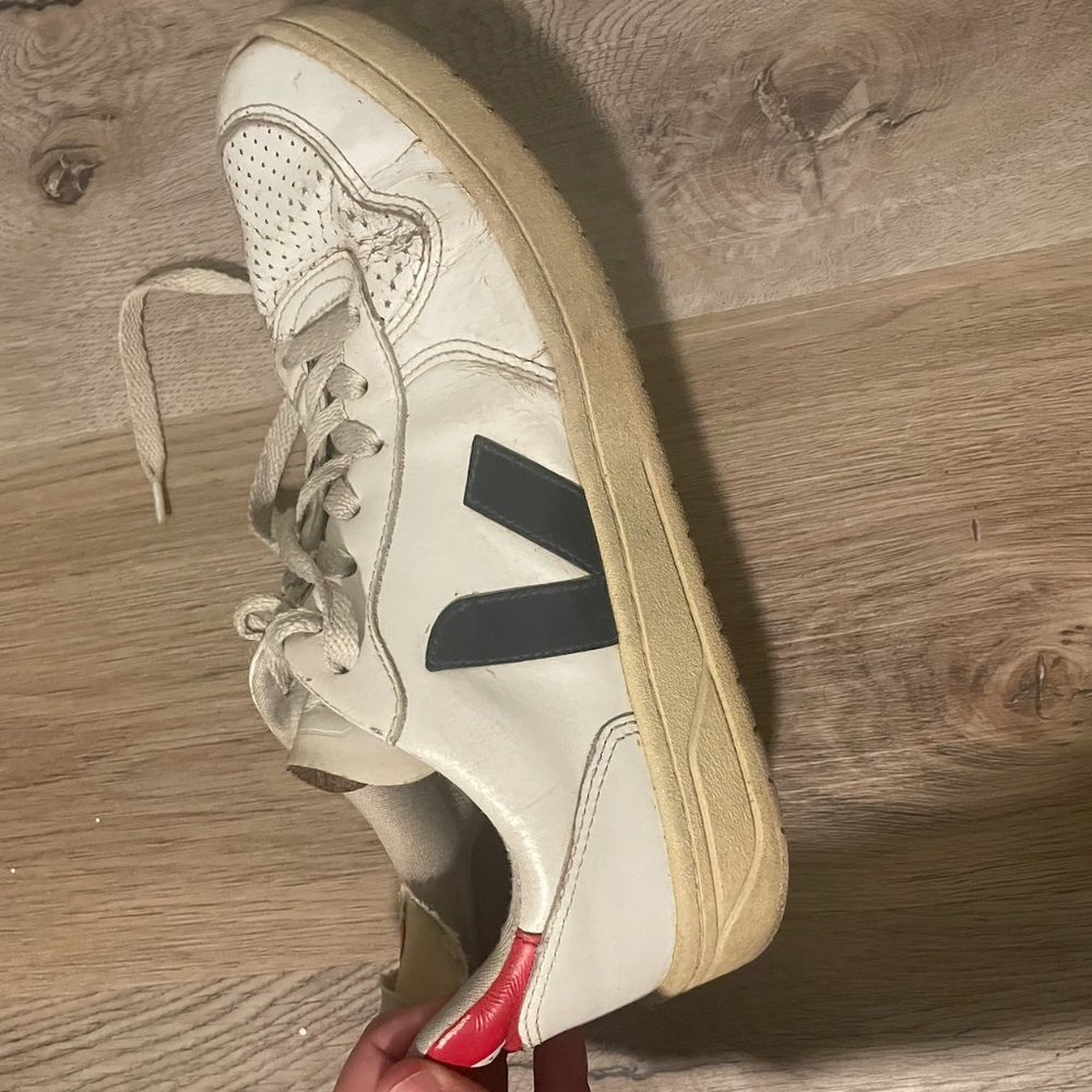 Veja Sneakers
